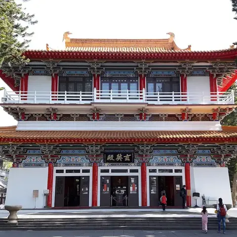 日月潭玄奘寺
