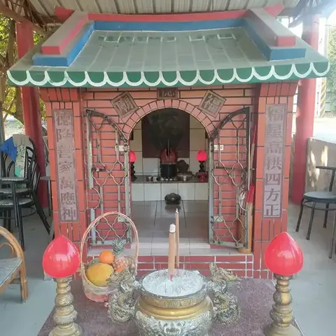 豬頭鬃福德廟