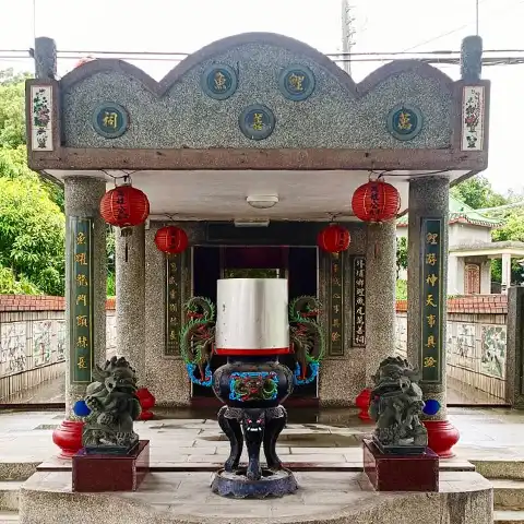 大東里鯉魚尾萬善祠